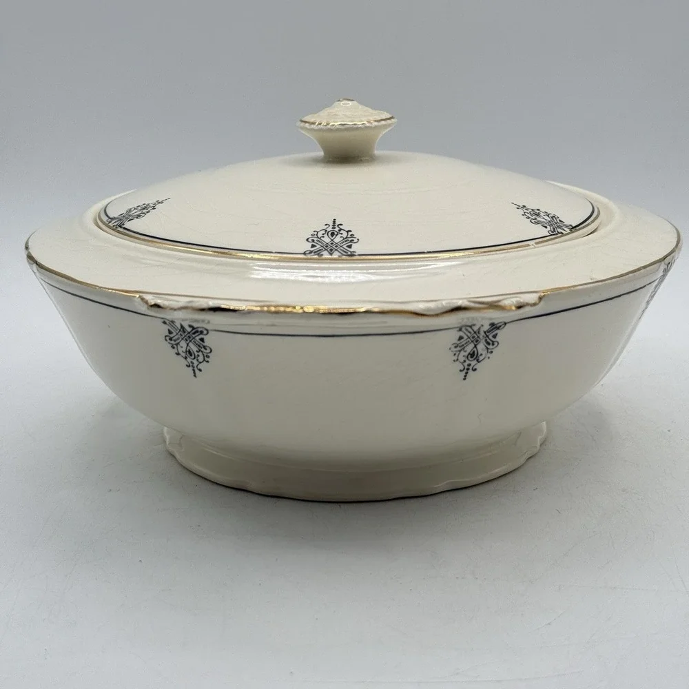 VTG 1940's Crown Potteries Co Covered Dish‎ - Vegetable Bowl - Gold Trim -